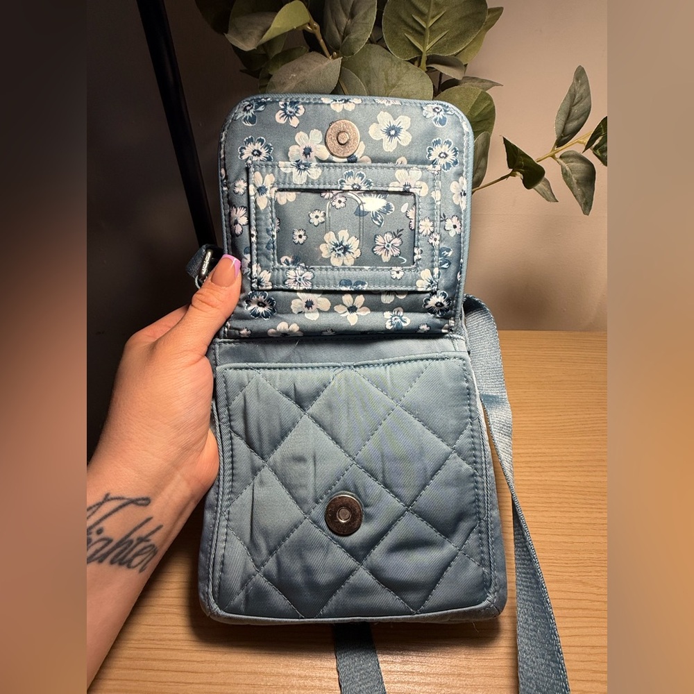 Vera Bradley Blue Quilted Crossbody Bag - Picture 6 of 11